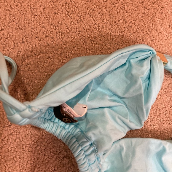 Vix bikini - Picture 2 of 4